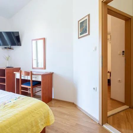 Alesa Steva Apartmán Tučepi