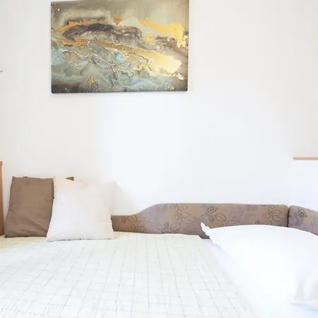Apartman Alesa Steva *