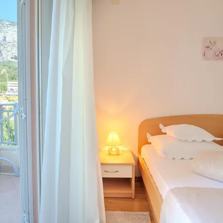 Apartman Alesa Steva *