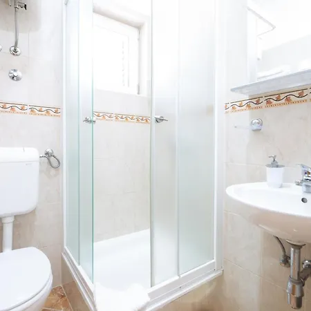 Apartman Alesa Steva *