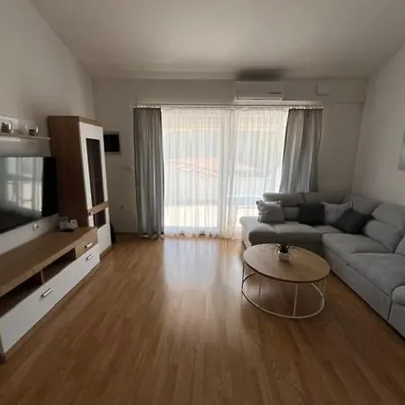 Alesa Steva Apartment *
